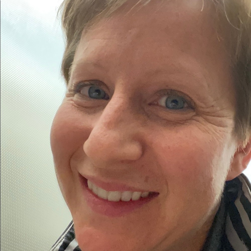 Meet your Posher, Gina